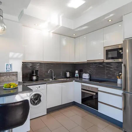 Antonio By Corralejo