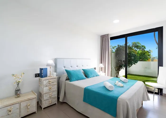 Antonio By Corralejo